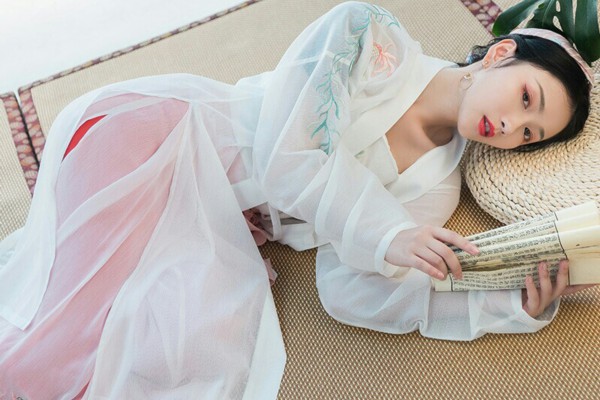 武汉直供进口桑拿板，批发量大从优，抢购不等人！